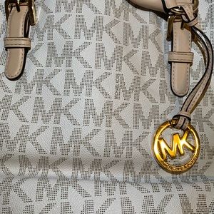 Big Michael Kors women’s purse
